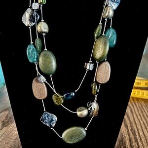 Elegant Green, Blue and Brown  Beaded Layered Necklace. Ladies Jewelry.Vintage